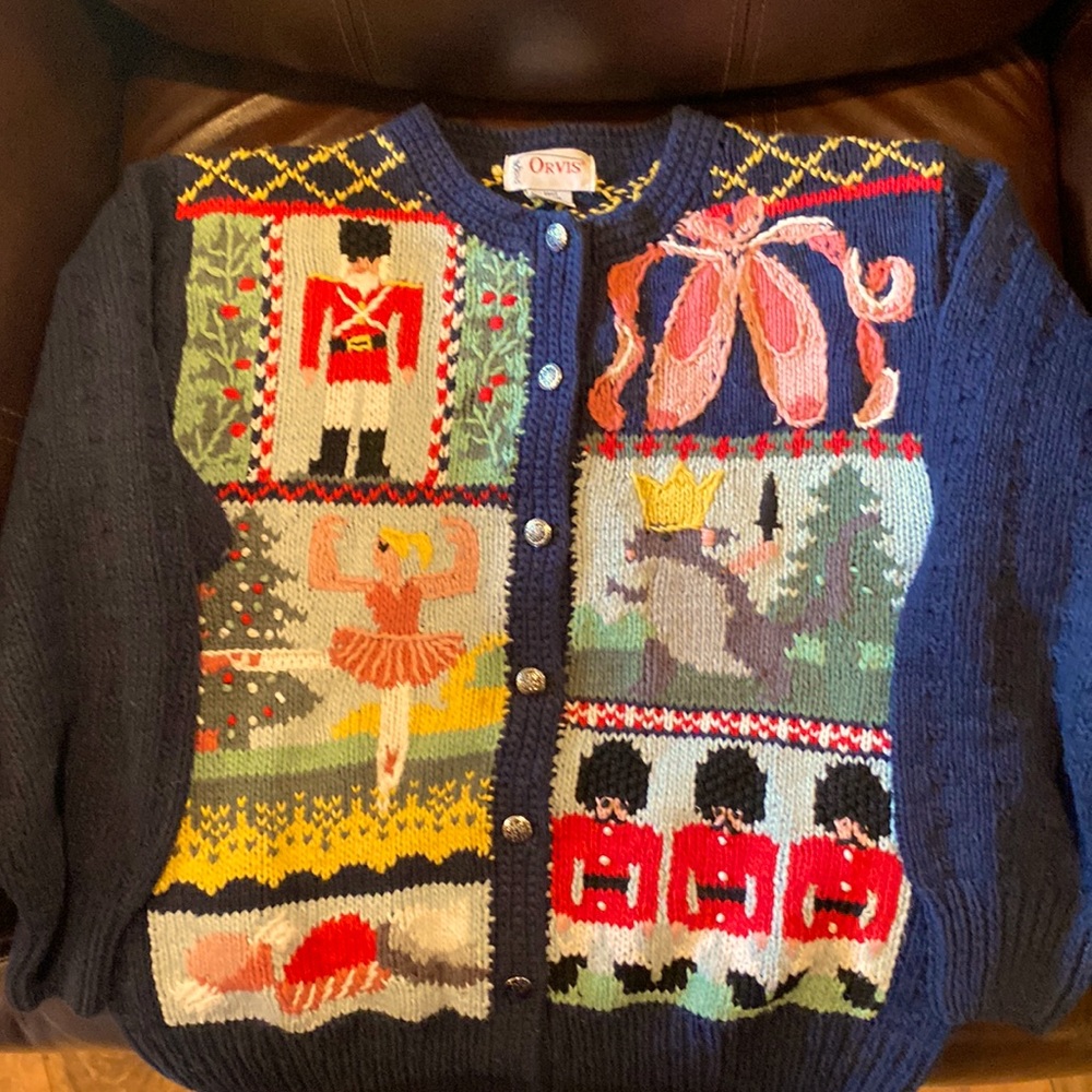 Vintage Nutcracker Christmas sweater gently used